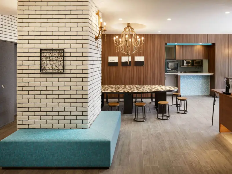 the b shimbashi, Tokyo - 2