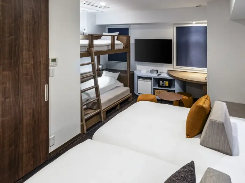 the b shimbashi, Tokyo - 8