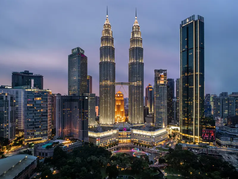Malaysia Wonders Cities, Rainforests & Wildlife