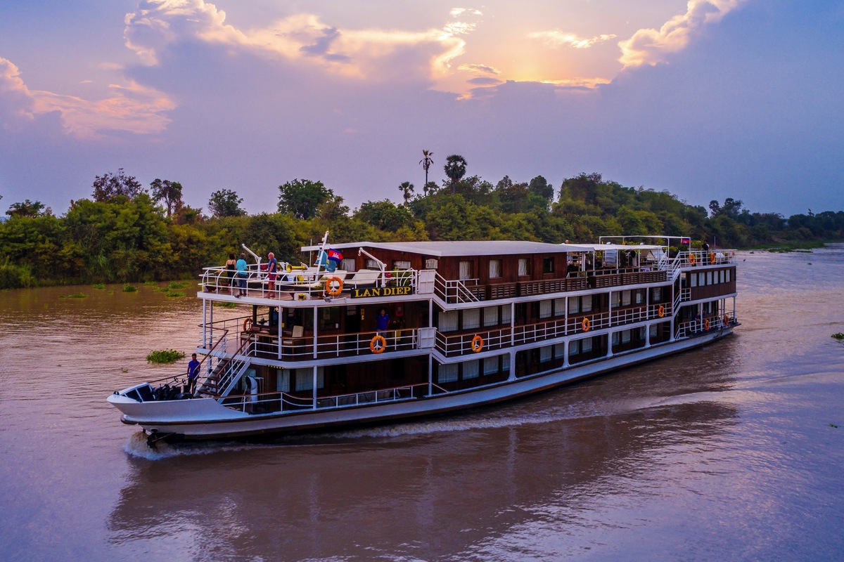 From the Mekong Delta to Siem Reap (port-to-port cruise) - 1