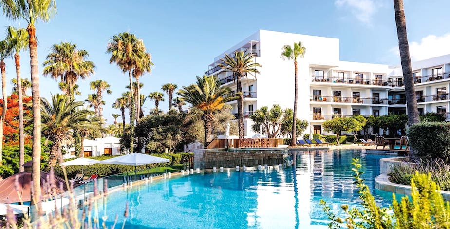 A Relaxing Holiday In Paphos With 5 Star Stay - 14