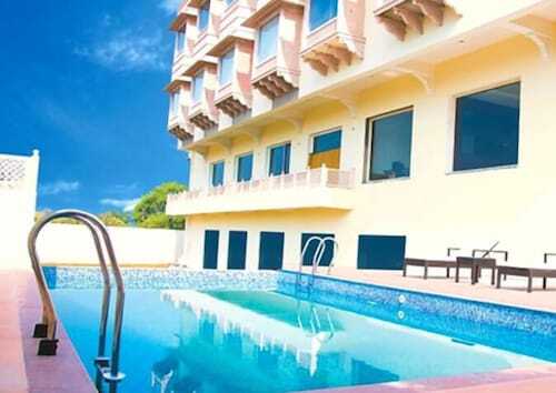 WelcomHeritage Mount Valley Resort Ranthambore - 4