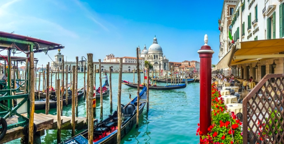 Whisk Yourself Away To The Floating Paradise Of Venice - 5