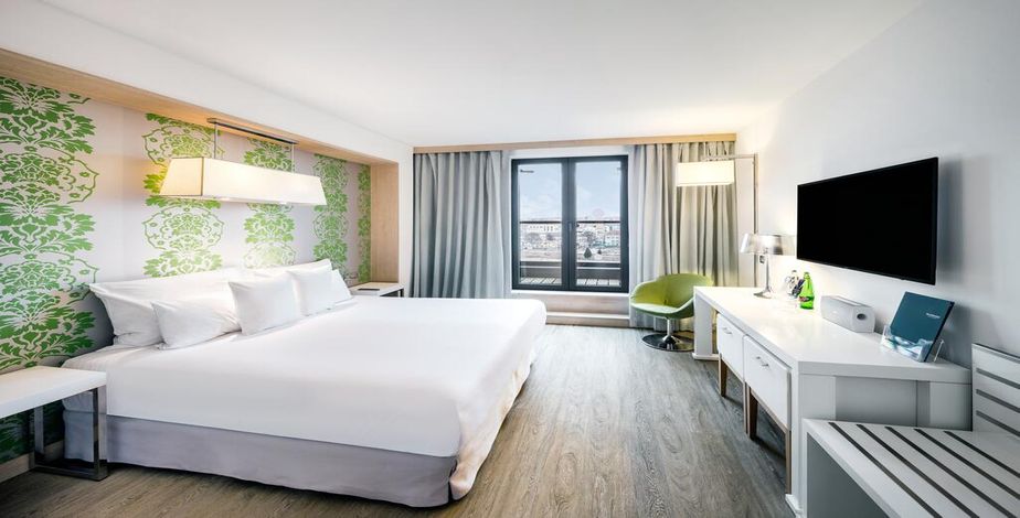 Hotel Occidental Praha Five - 1