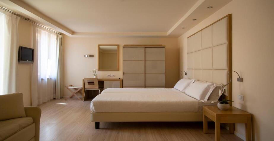 Hotel Antico Borgo, Riva del Garda - 7