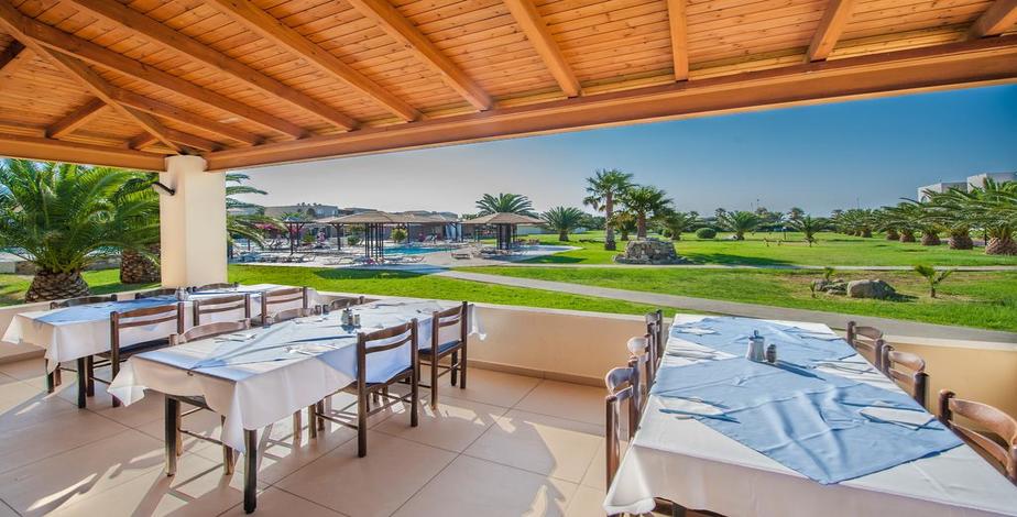 Akti Beach Club - 8