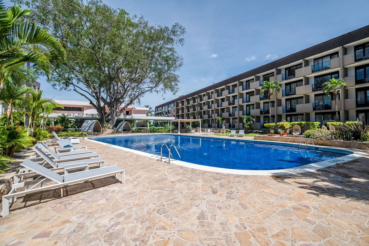 Best Western Irazu Hotel & Studios - 12