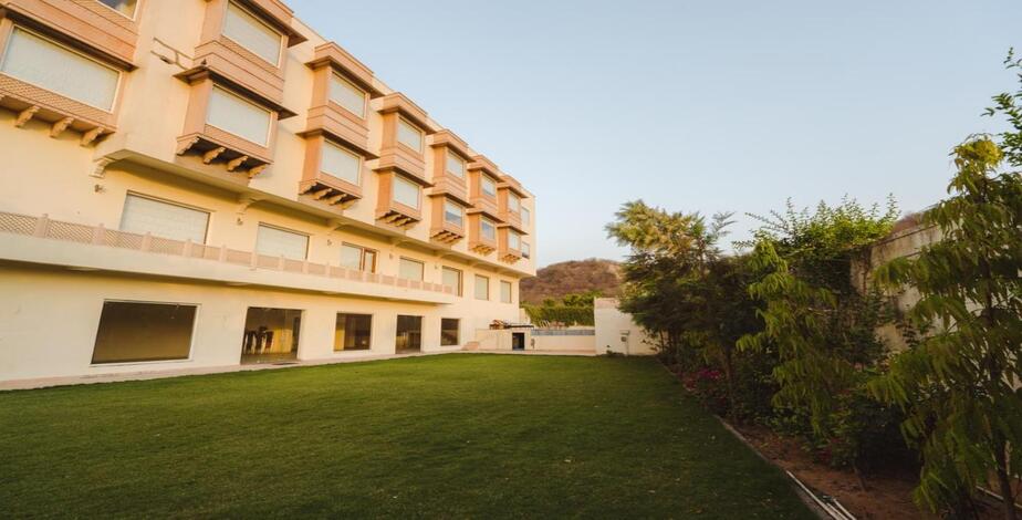 WelcomHeritage Mount Valley Resort Ranthambore - 2