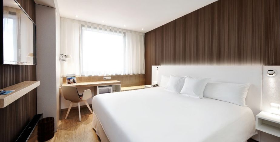 Occidental Praha - 8