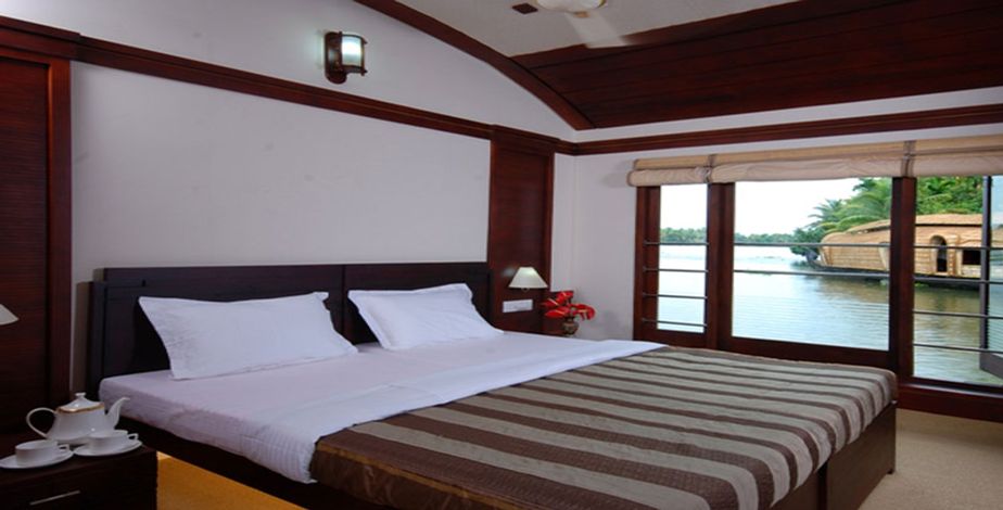 Evergreen HouseBoats, Alleppey - 2