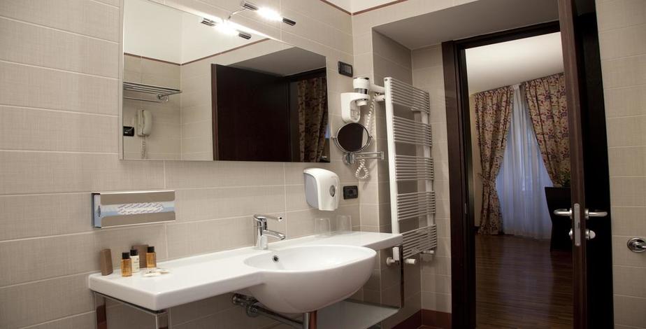 Gambrinus Hotel - 6