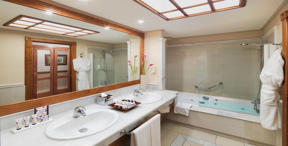5 Star Stay In Tenerife With All Inclusive & Flights - 7