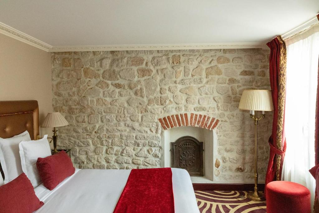 The Must See Sights Of The Seine Valley - 1