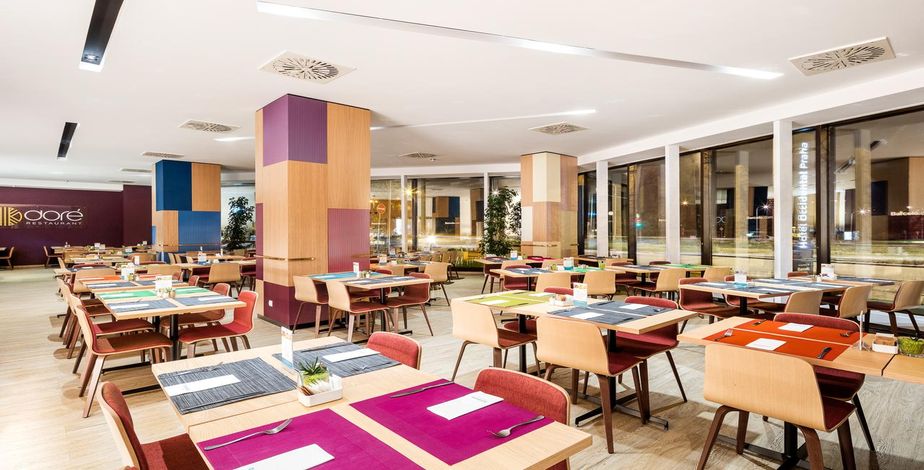 Occidental Praha - 7