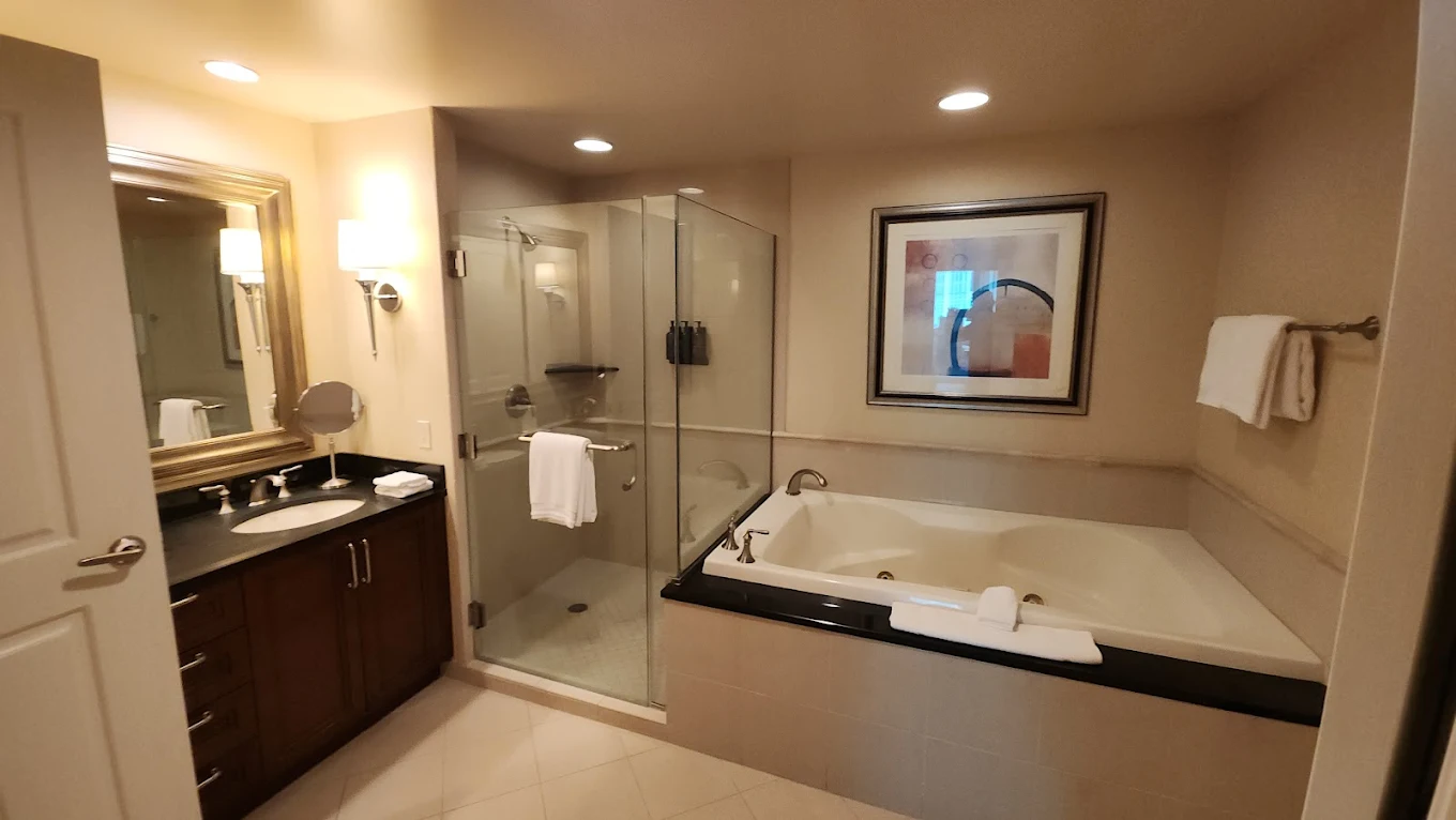 The Signature at MGM Grand - 2