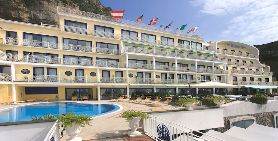 Half Board Stay In Sorrento With Flights - 3