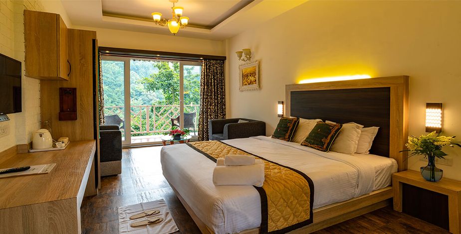 Tea Harvester, Munnar - 8