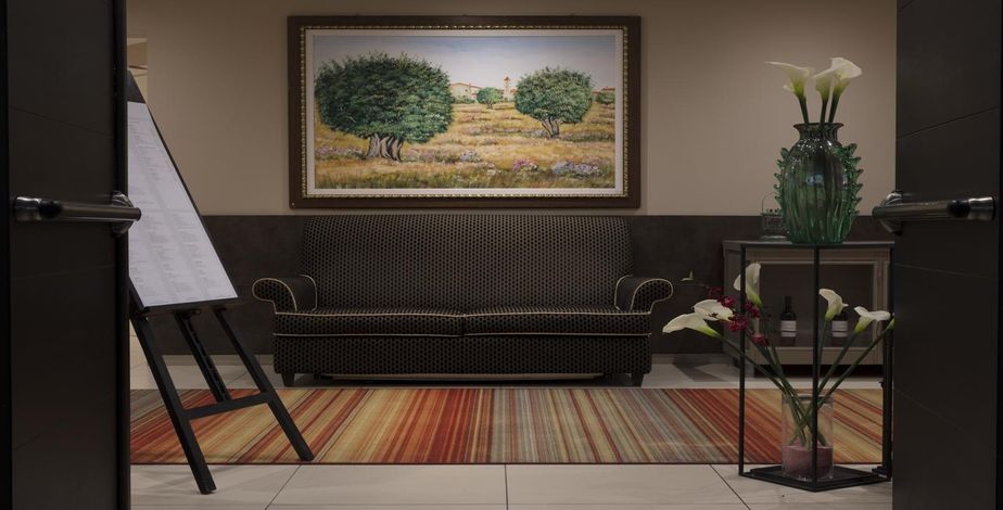 Smart Hotel Holiday - 4