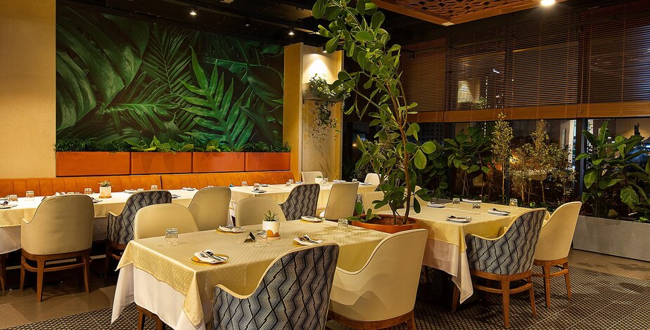 Holiday Inn Race course Road Bangalore - 9