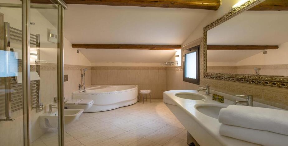 Hotel Atlantic Palace, Florence - 5