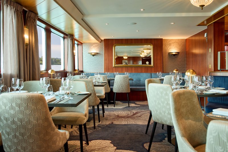 VIVA RUBY RIVERSIDE restaurant