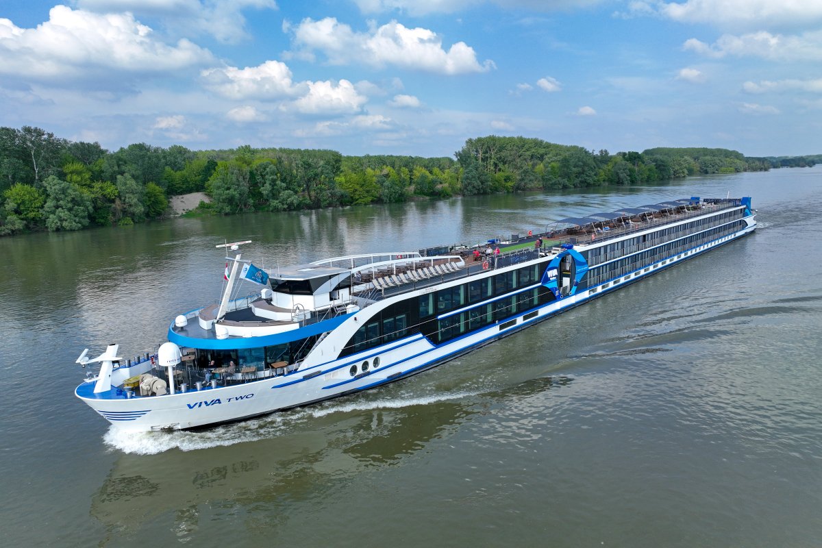 MS VIVA TWO on the river