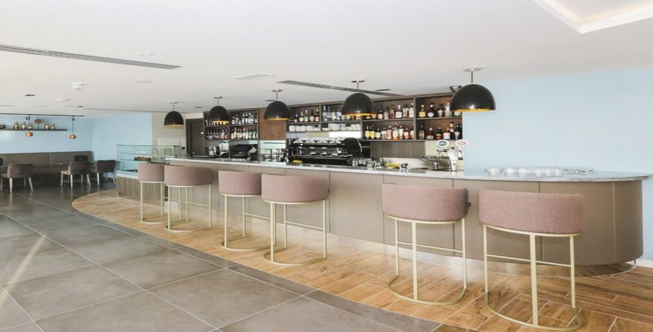 The Waterfront Hotel - 3
