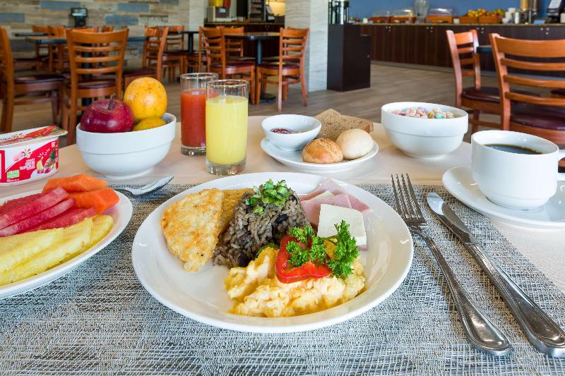 Best Western Irazu Hotel & Studios - 3