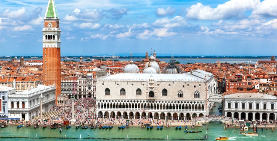 4 Star Venice  with Breakfast and Flights - 1