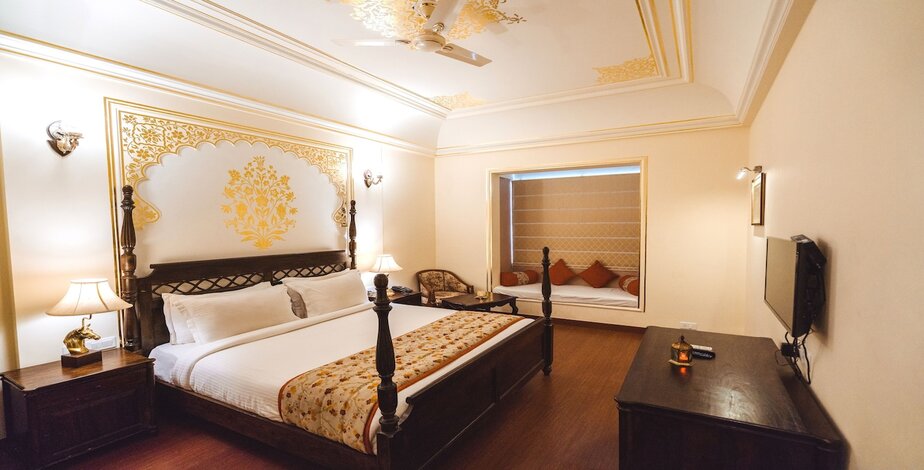 WelcomHeritage Mount Valley Resort Ranthambore - 10