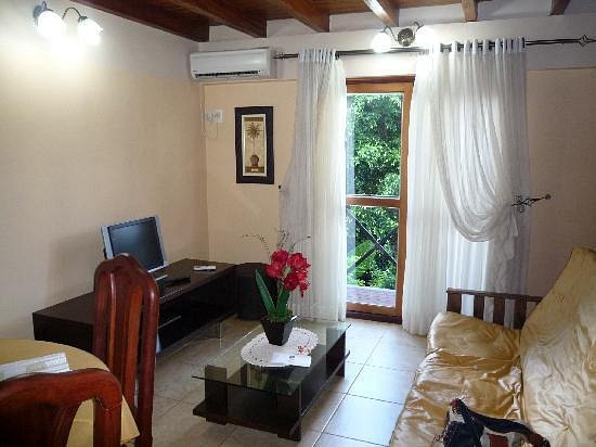 Arami Hotel & Lodge - 2