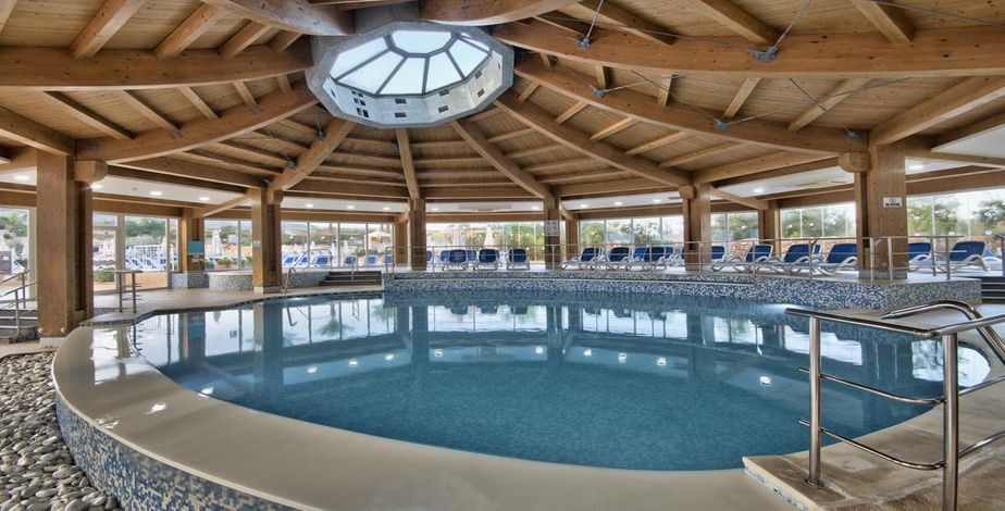 db Seabank Resort + Spa All Inclusive - 3