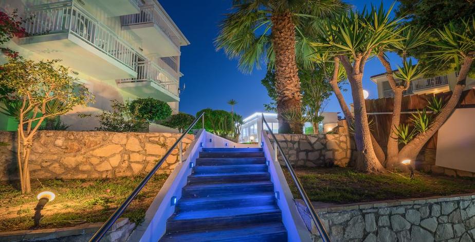 Spend A Week In Zante With All Inclusive & Flights - 2