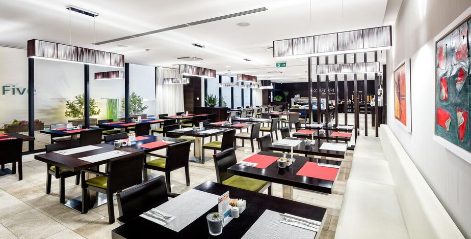 Hotel Occidental Praha Five - 5