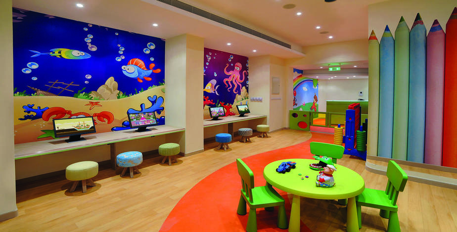 Alexander The Great Beach Hotel - 9