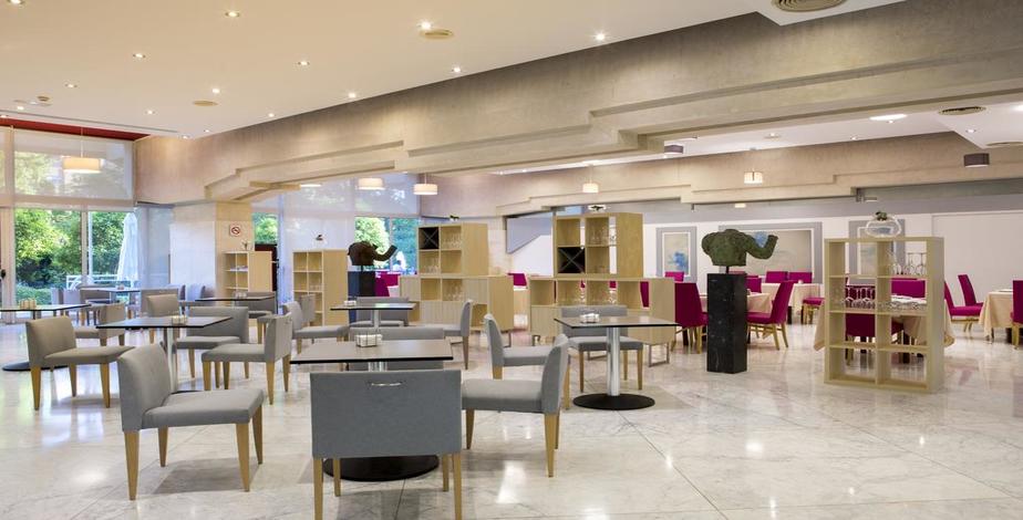 Silken Al-Andalus Palace - 9