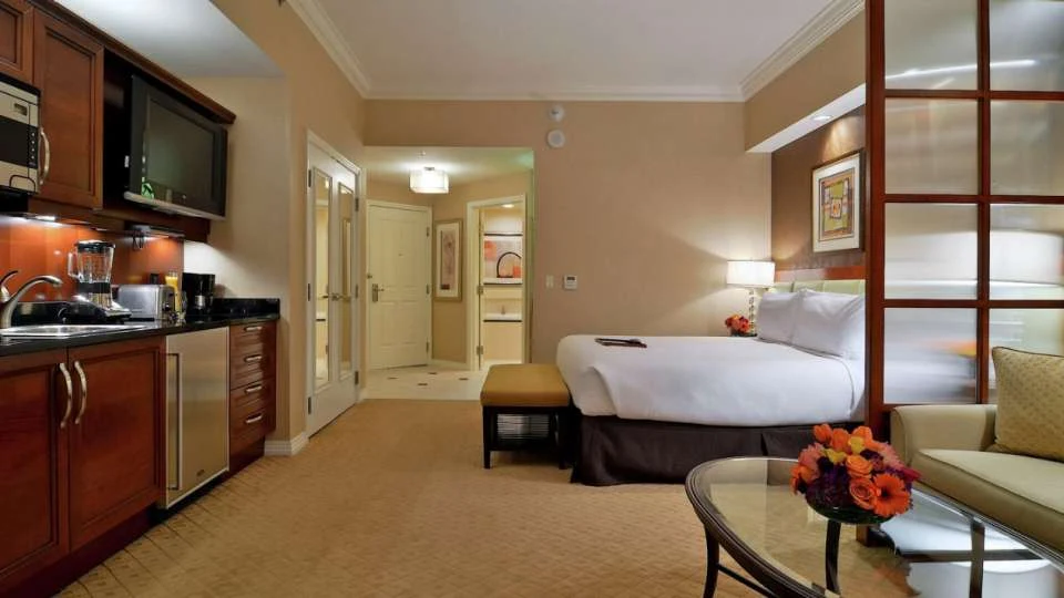 The Signature at MGM Grand - 4