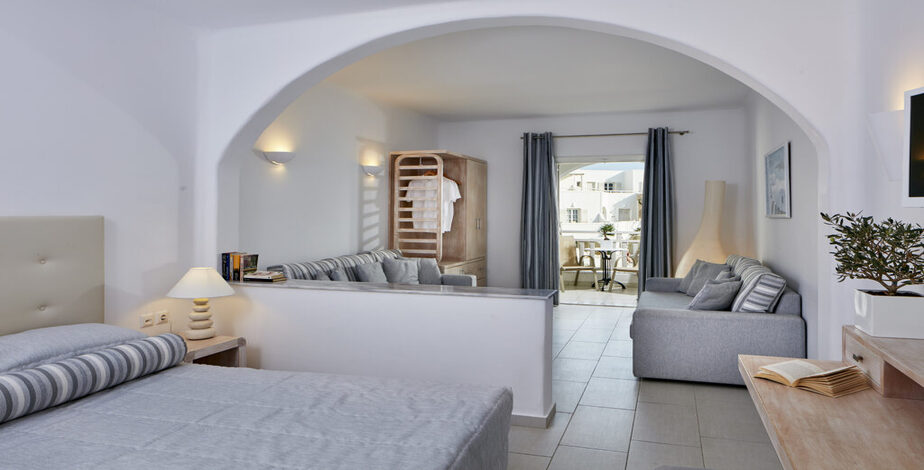 Agean Plaza, Santorini - 4